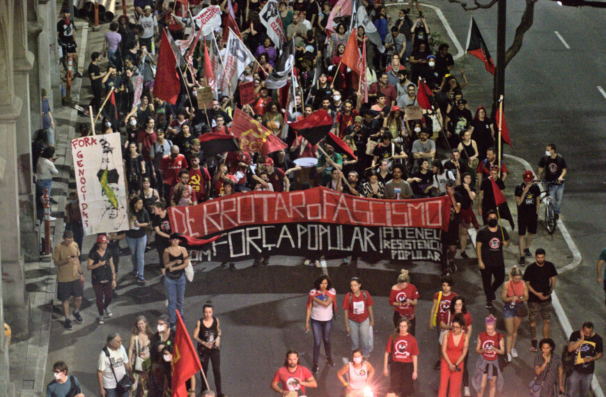 Marcha antifascista contra os golpistas – POA (16-11-2022)